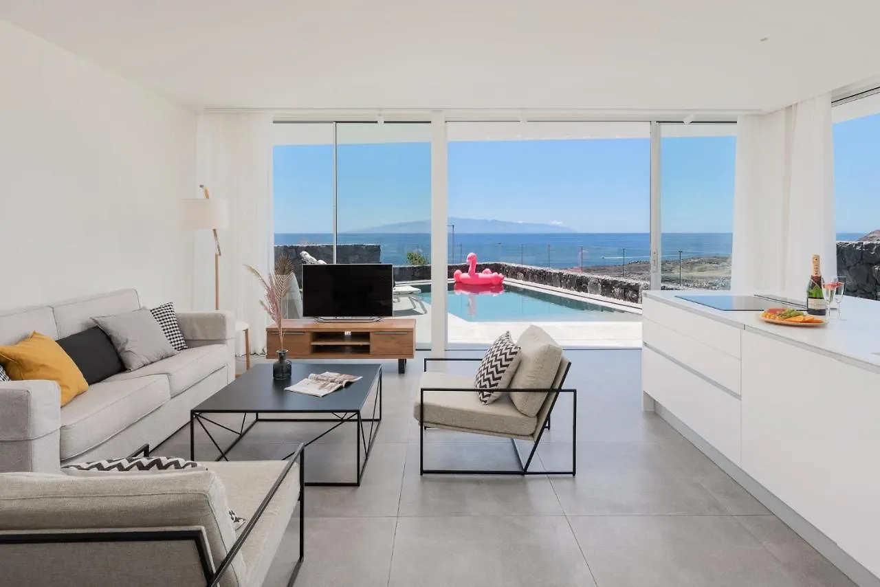 Karat Villa Ibardin Rokabella 아데제